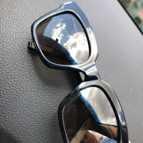 Saint Laurent Bold 1 - Picture 2 of 8